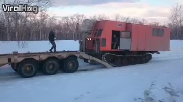 How to Mount a Trailer in Russia