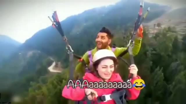 Viral Video || Paragliding Girl || Land Kara Do Bhaiyya ||Screming Girl