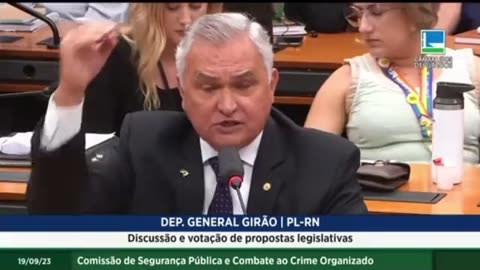 🚨 Grave ataque à democracia! Dep. @GeneralGirao (PL-RN) denuncia que Flávio Dino lhe deu 2 tapas no aeroporto S. Dumont.