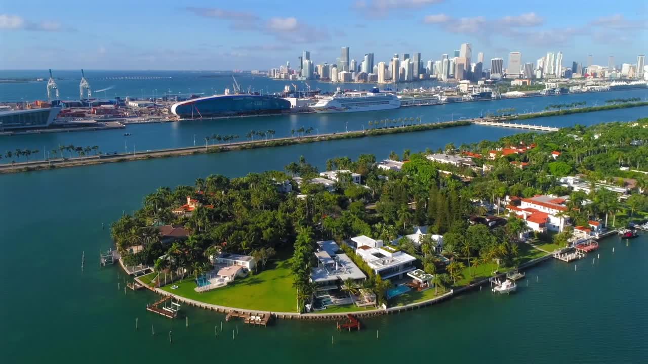 $24,500,000 One of The Best Mansions in Miami Beach hits The Market |