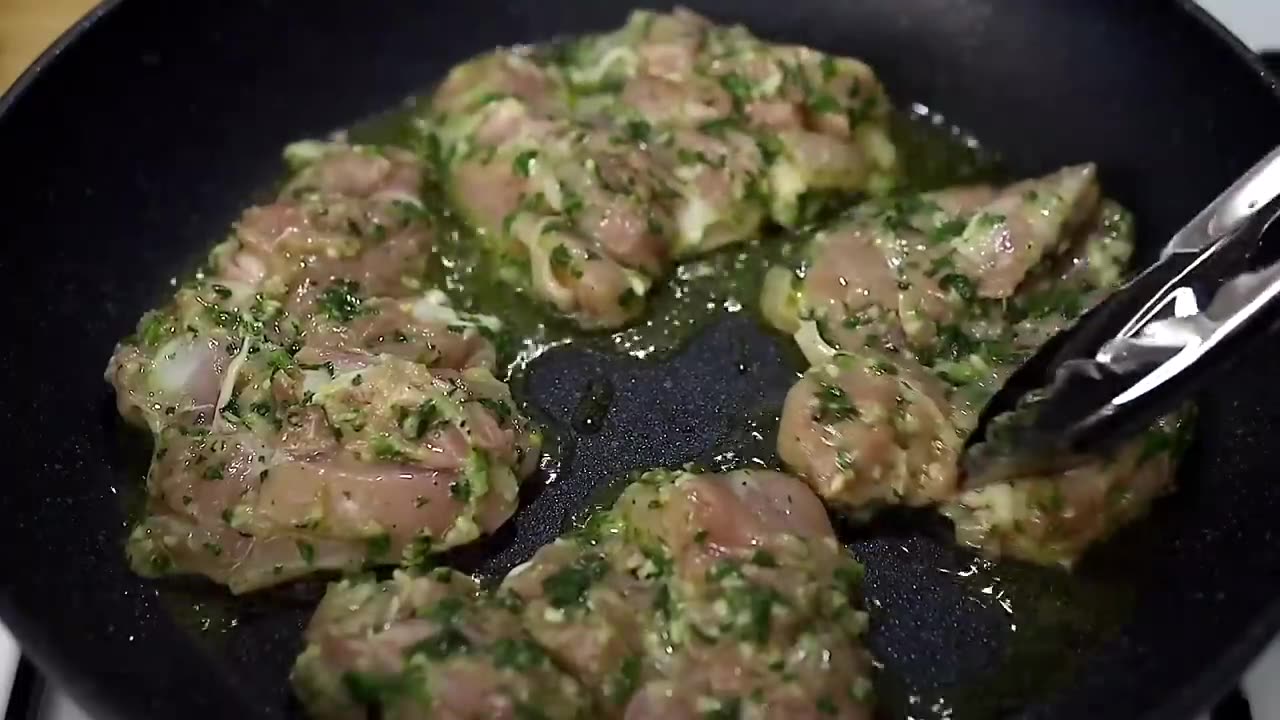 An easy and delicious one pan basil and lemon chicken recipe.