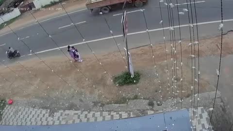 Shocking live accident
