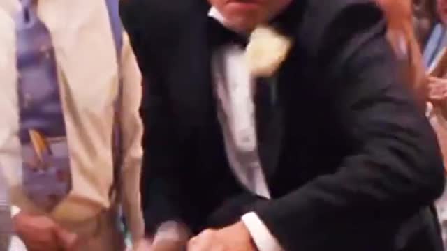 leonardo dancing
