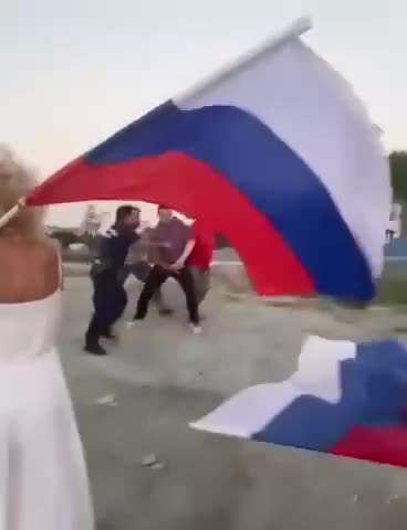 NAZI UKRAINIAN WOMAN WITH KNIFE ATTACKED RUSSIANS IN CYPRUS