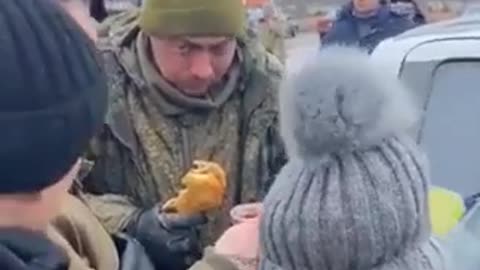 WATCH HOW RUSSIAN SOLDIERS SURRENDERS ???