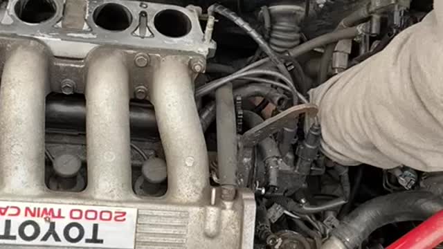 Toyota mr2 inlet and throttle body removal part 3