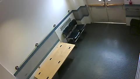 1657HQOB02PrisonerProcessingLobby_2021-01-06_12h40min00s610ms.mp4