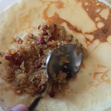 Rolls With Cabbage And Bacon