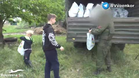 Ukraine War - The brave ones rush to help in the liberated villages of Donbass