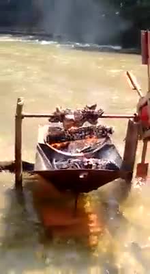 Mobile BBQ on the river