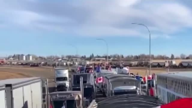 BREAKING- Can and US truckers are blocking border entry near Alberta