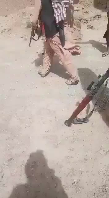 Taliban Capturing Village, arresting gov troops