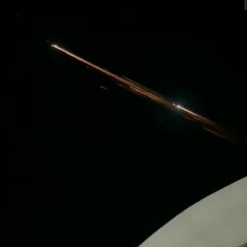 Part of a Chinese rocket re-enters the atmosphere and burns over the sky of India - BNO.