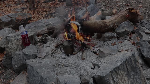 Solo Winter Hammock Camping a bit of Bushcraft on the Side