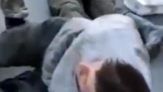 Ukraine soldiers shooting captured POWs