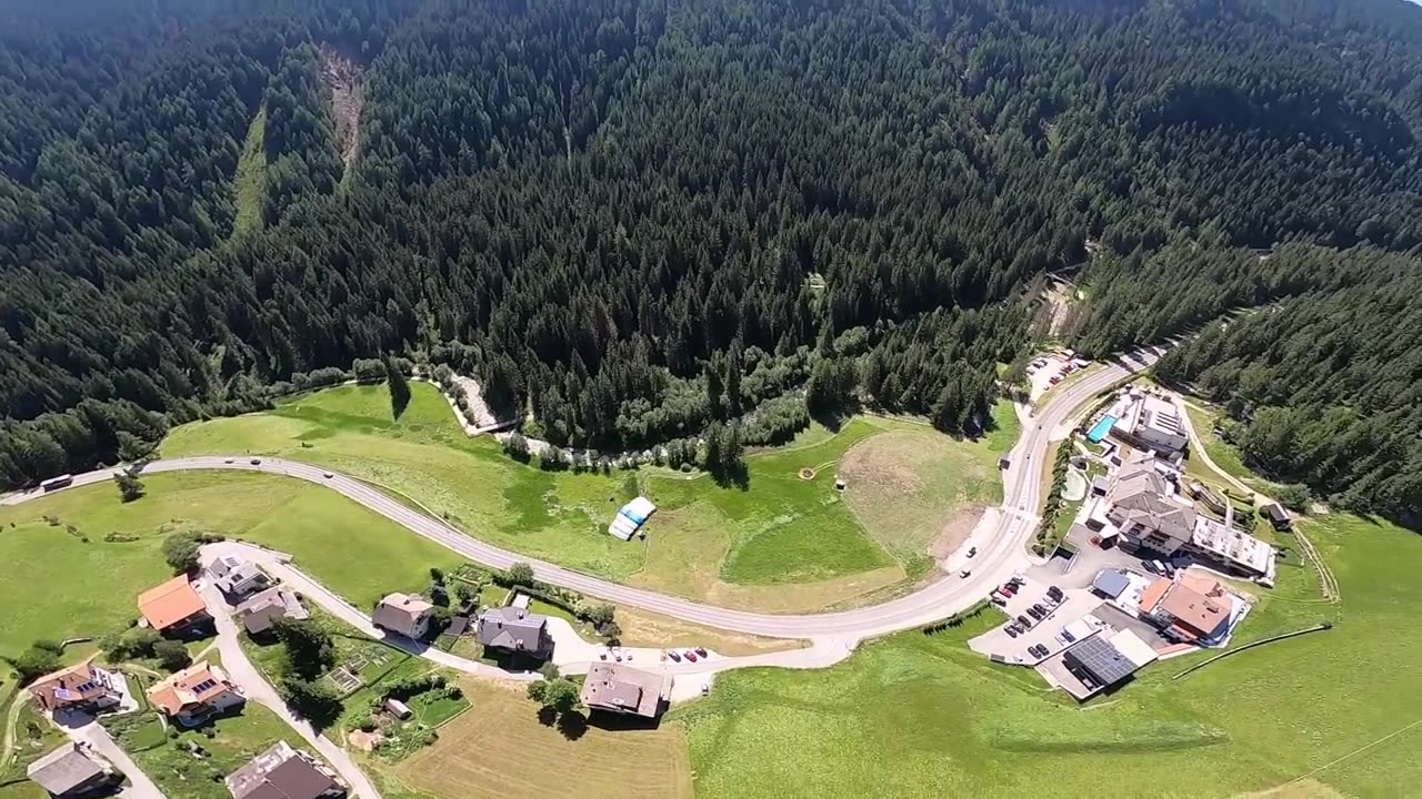 They played Far Cry too much - real wingsuit flight