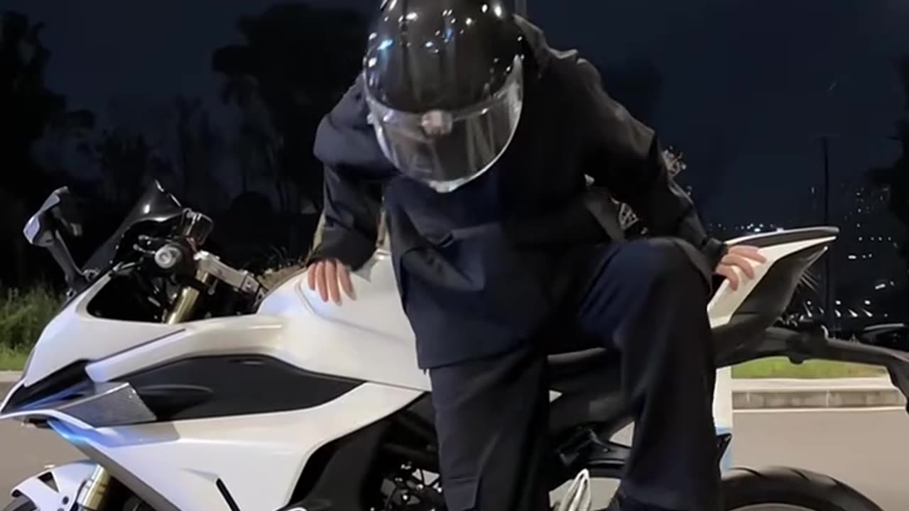 If I didn't give you flowers at 18 #機車