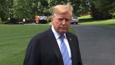 Trump press conference hostile reporters outside Marine One and answer questions no problem.