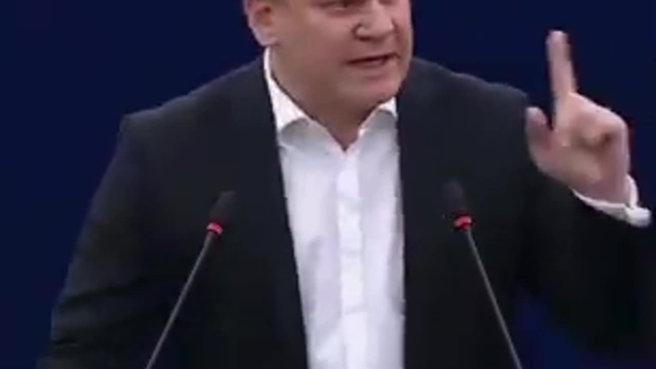 Polish MEP Tarczynski rages against woke ideology: "As a kid I thought I was a pirate.