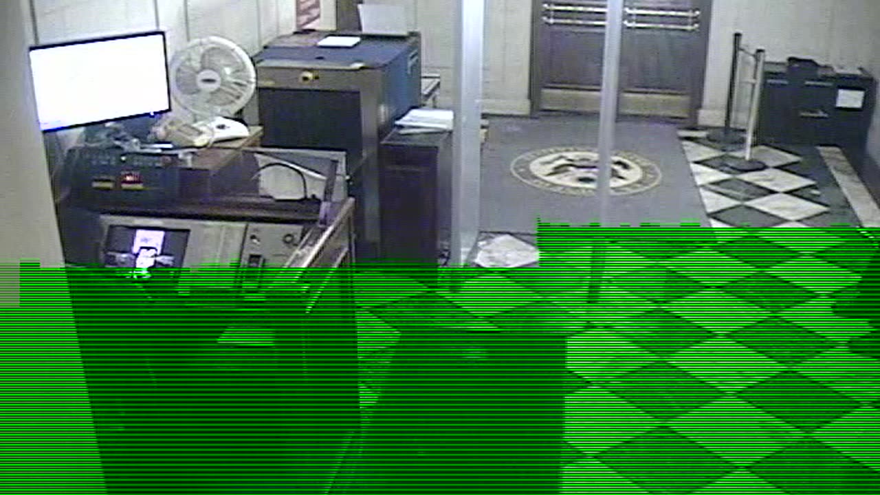 3207LHOBGRNJ-CStDoor_2021-01-06_21h20min02s647ms.mp4