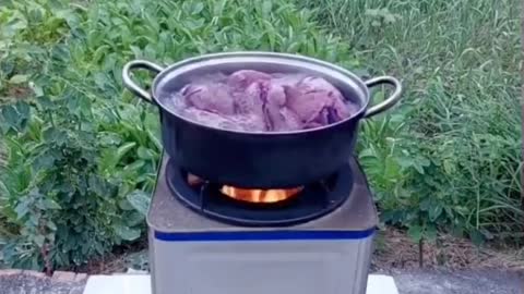 Turning an empty tin can into a portable stove🔥🔥🔥