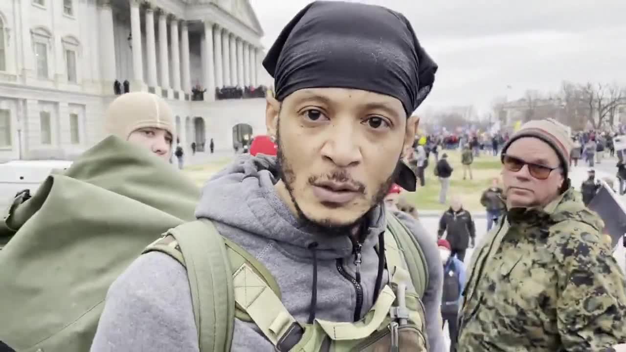 Unarmed Woman Carrying Trump Flag Executed In US Capitol Building(Warning - Graphic (NSFW)(Ext))