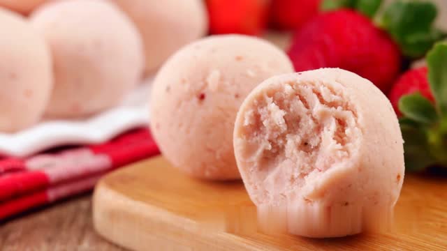 Recipes Strawberry Cheesecake Fat Bombs for Diet Artist