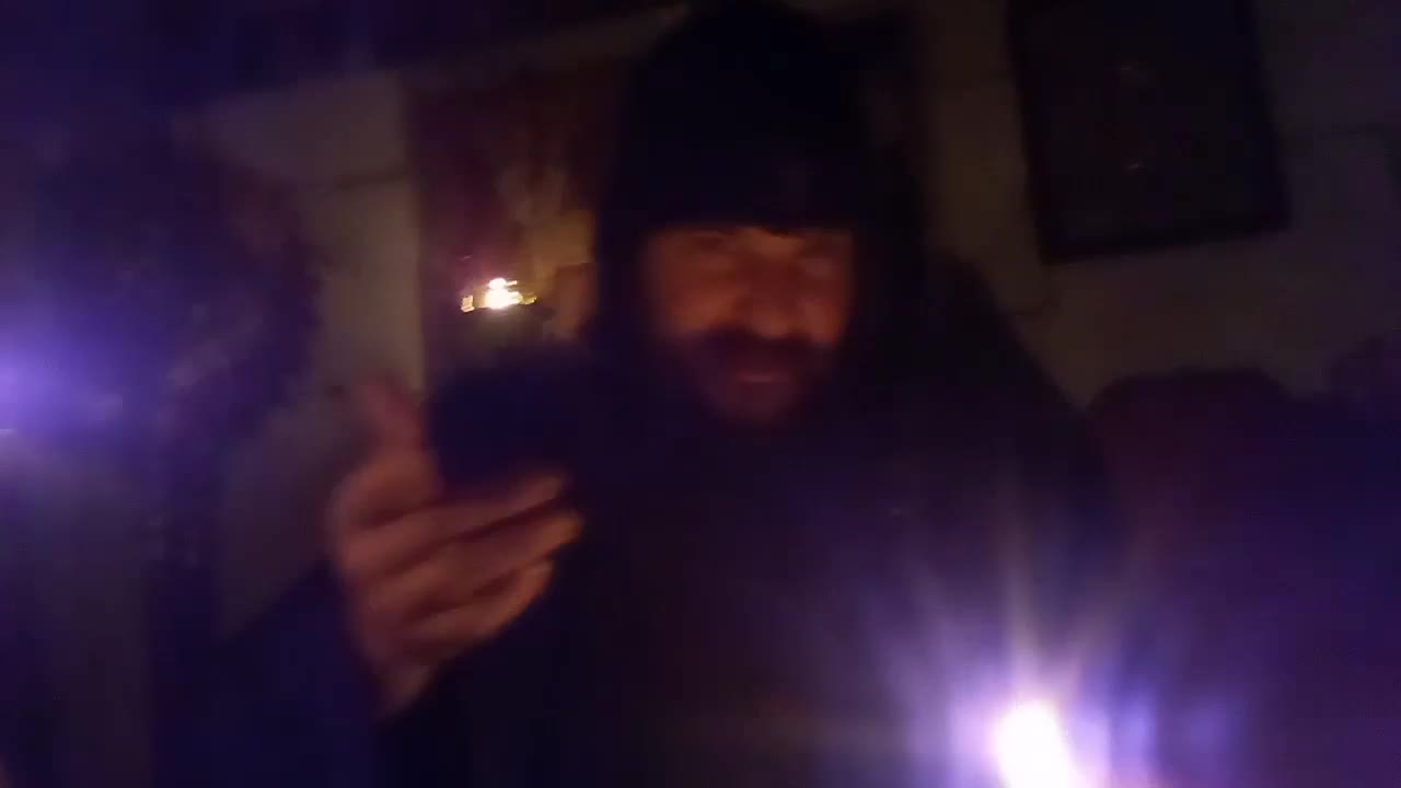 ΑΥΤΟΣ ΠΟΥ ΕΊΝΑΙ ΤΑΠΕΙΝΟΣ ΕΊΝΑΙ ΓΕΝΝΑΊΟΣ ΆΝΘΡΩΠΟΣ