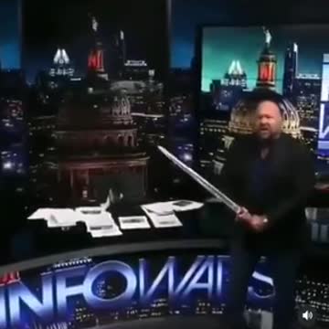 ΑΛΕΞ ΤΖΟΟΥΝΣ ΜΕ ΣΠΑΘΙ.