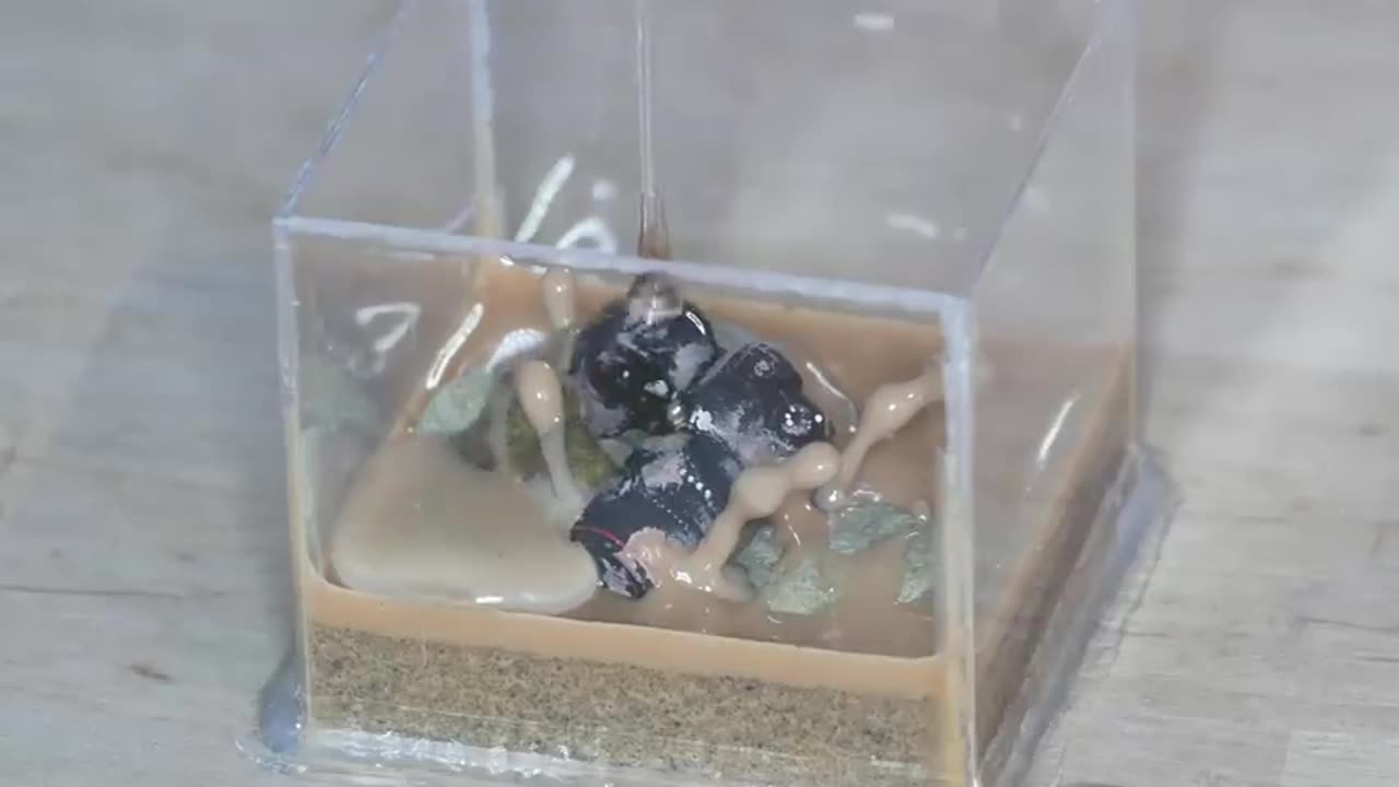 Camera in the Mud Diorama. Splash RESIN ART