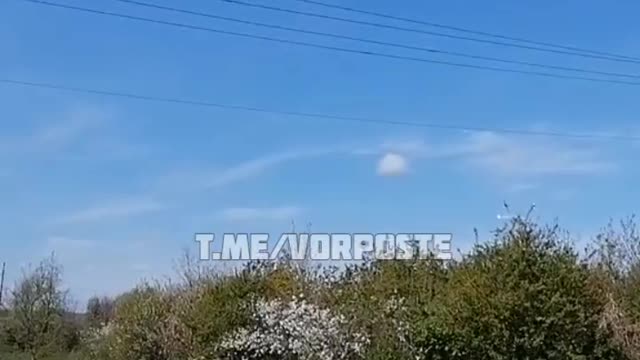 Ukraine War - A pair of Su-25s over Gorlovka today.