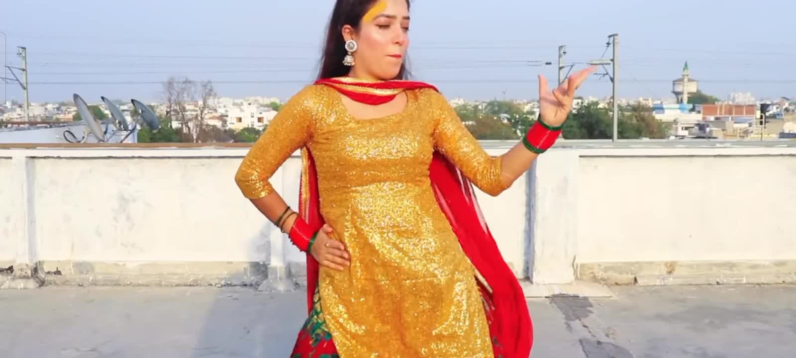 Lal dupatta // sapna Chaudhary // dance cover by // alisha