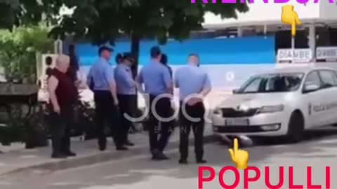 Një ngjarje që të kujton fjalët e 1984 - George Orwell