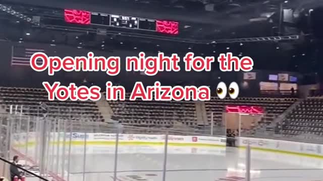 The #Coyotes play their first game in Mullett Arena tonight! ♨️ (via drosennhlTW) #arizona
