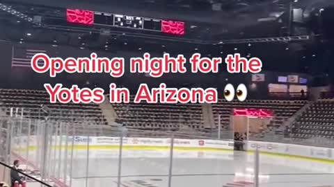 The #Coyotes play their first game in Mullett Arena tonight! ♨️ (via drosennhlTW) #arizona