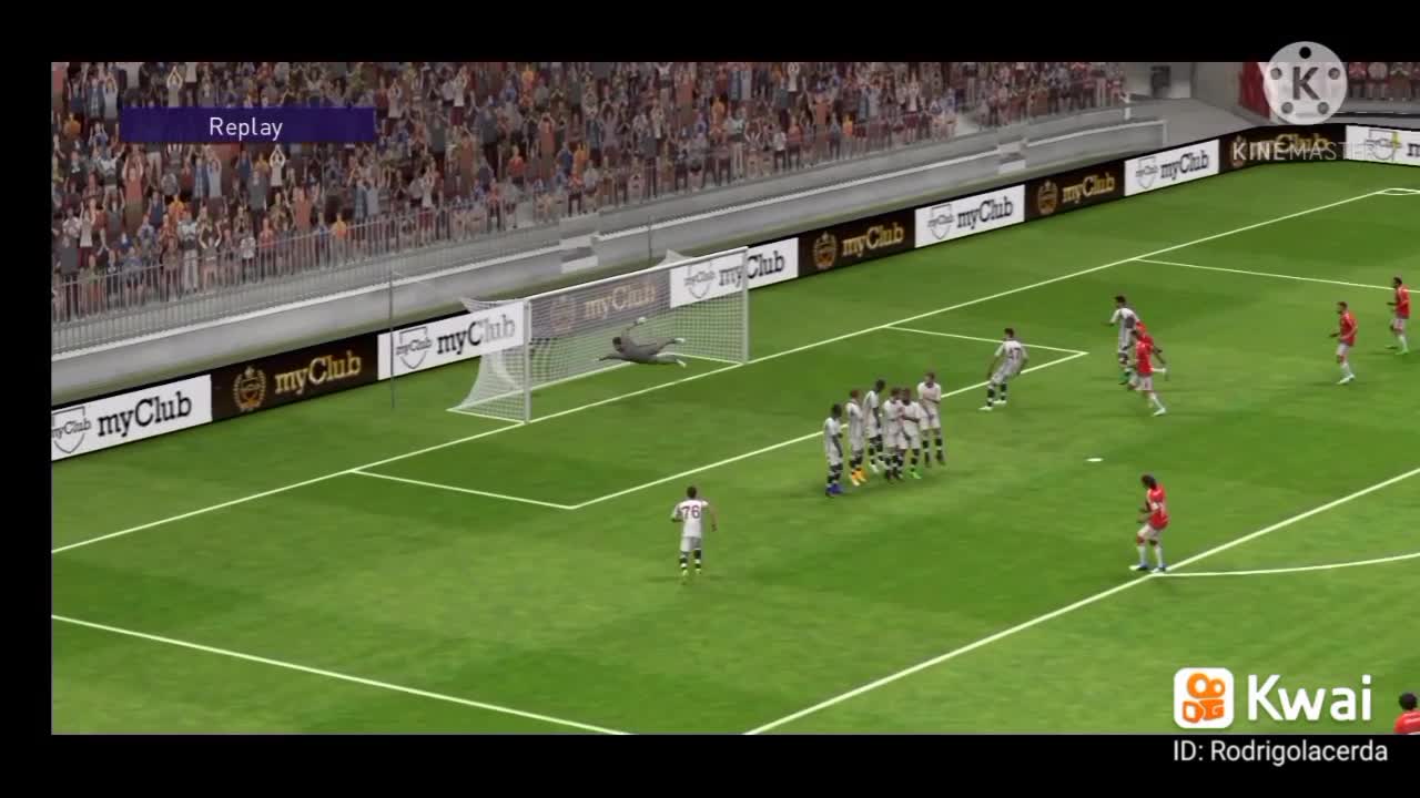 Ronaldinho Gaucho hitting miss