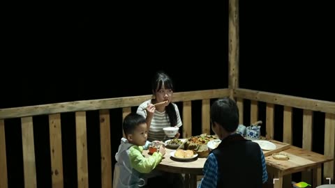 Make pumpkin pie and steamed pork ribs