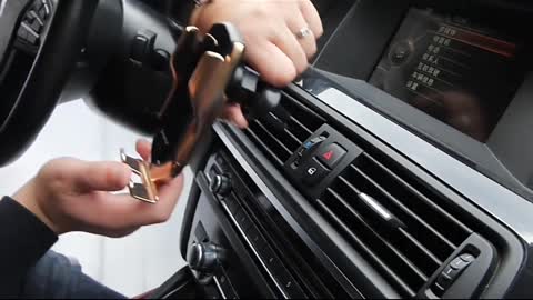Smart Car Wireless Charger Stand