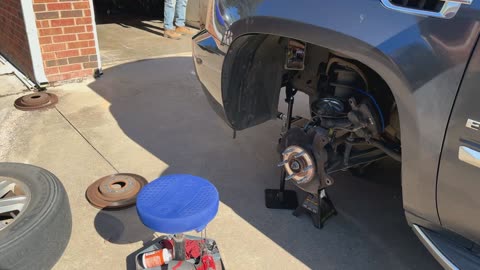 How to change the brakes on a Cadillac Escalade Featuring @OmegaAlbinoTactics