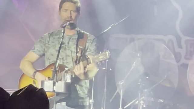 I saw the light Josh Turner in Tampa