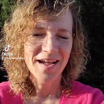 Take a minute to just be grateful for all you have 🙏