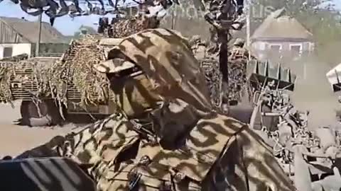 British Wolfhound MRAP and US M-777 seen in the Kherson region