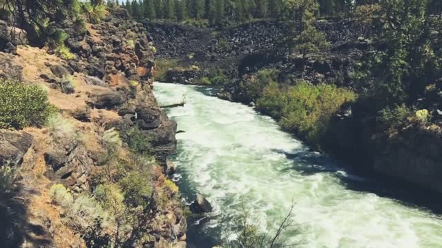 I have never seen such beautiful valleys in my life. Must watch the video once(2021)