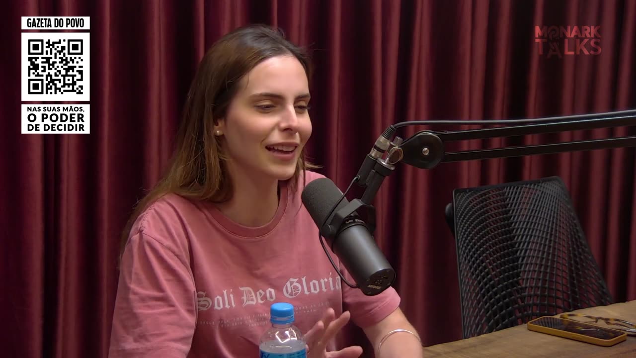 Parou na DELEGACIA por deixar ESQUERDISTA SEM ARGUMENTO