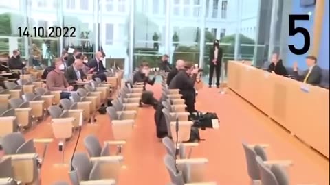 Lauterbach - Die nächste Impfung ist die wichtige 🧐☝