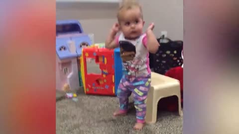 Best funny video dog & baby 2021