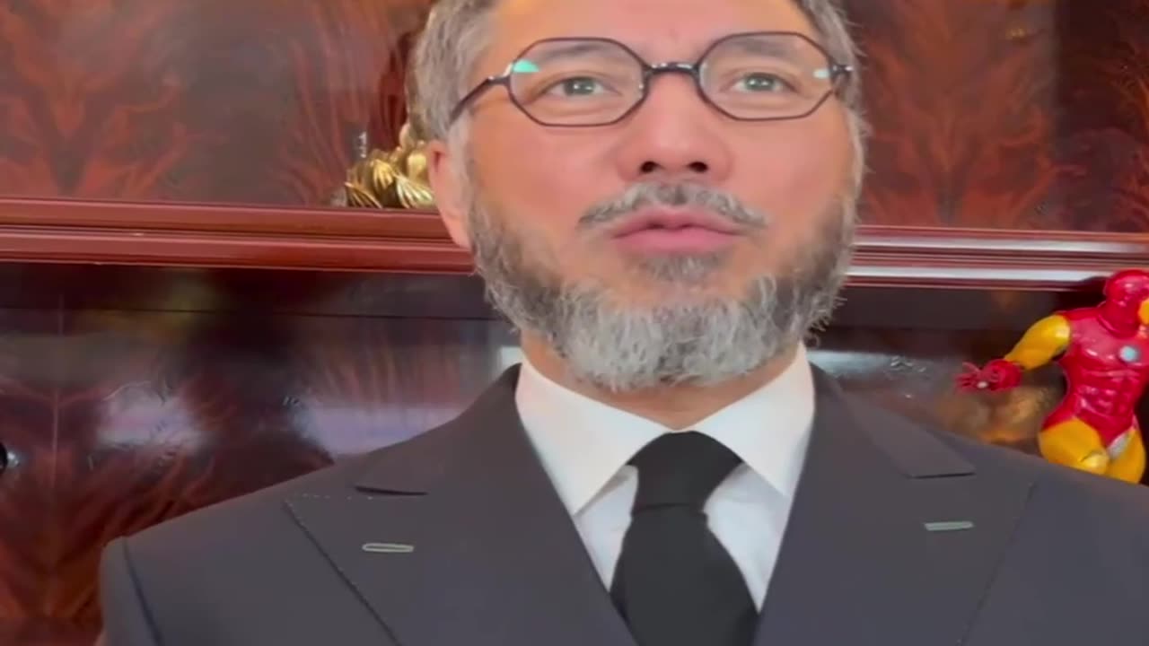 20230203文贵先生GETTR¹： #中共的以美灭美：习近平都卑躬屈膝的人说，给美国打的就是 #不对称战争 和 #超限战！某已进秦城高官说，美国失败将死于他的贪婪和资本，和对中共认知中的无知！