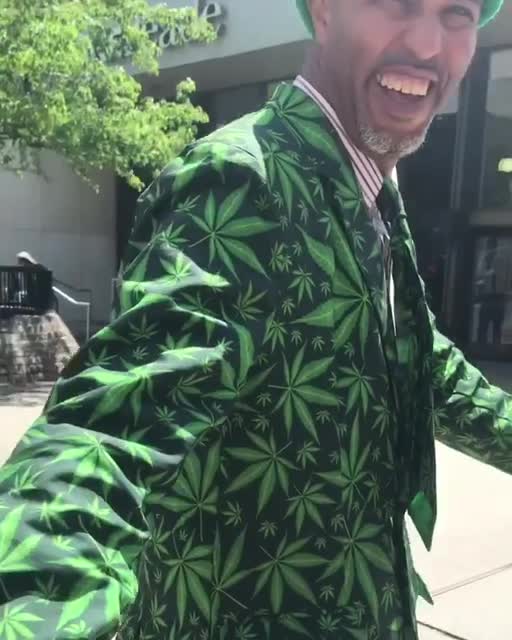 NYC Never Disappoints Make America Green Again