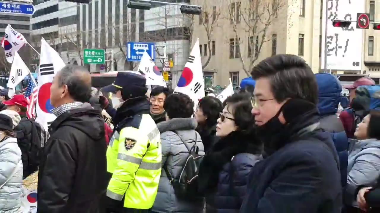 20191231_V3_S01(5s9uR9mi7tY)조원룡변호사님을 곽성문 전의원으로 왜 착각했을까_ 나라가 비정상으로 돌아가고 있어