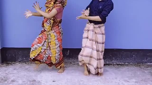 Village Boyes And Girl Funny Dance